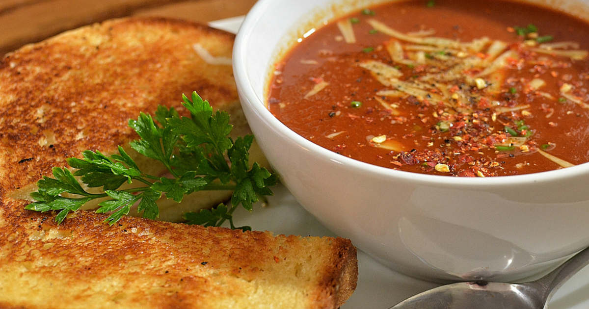 Rachael Ray Spicy Tomato Soup + Garlic Bread Grilled Cheeses